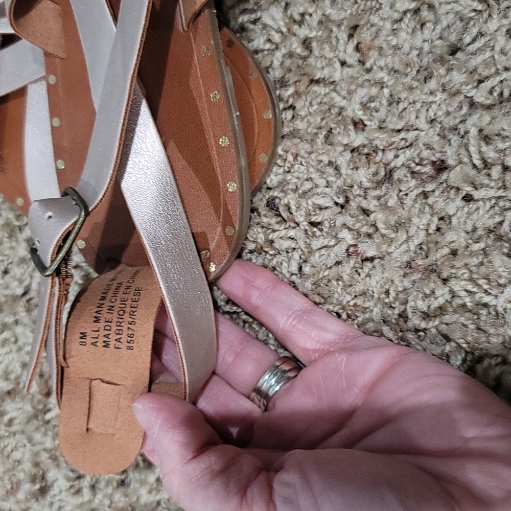 Sandals - Picture 3 of 3